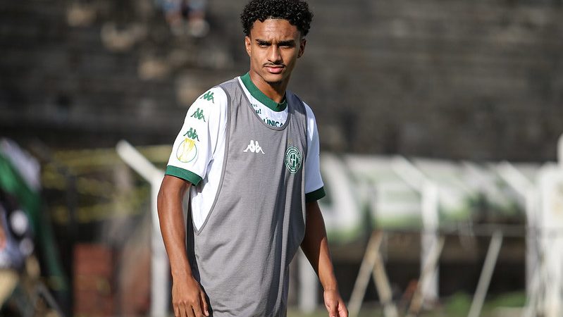 Guarani: sem espaço com Elio Sizenando, atacante é emprestado ao Santo André