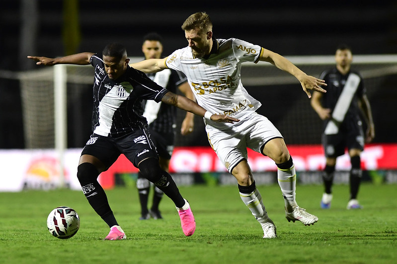 Ponte Preta 1×2 Criciúma: derrota no Majestoso amplia jejum para 11 jogos e afunda Macaca na Série B