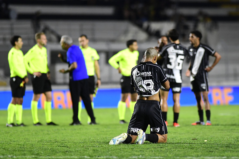 Ponte Preta: aos 17 anos, Matheus Souza estreia como profissional e se emociona ao lembrar do pai