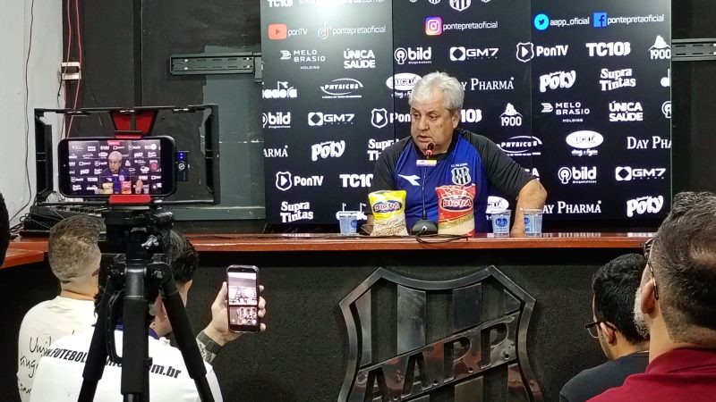 Ponte Preta: Gilson Kleina é regularizado no BID e estreia no domingo contra o América-MG