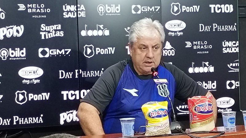 Ponte Preta: Kleina lamenta novo recorde negativo e admite receio de perder jogadores