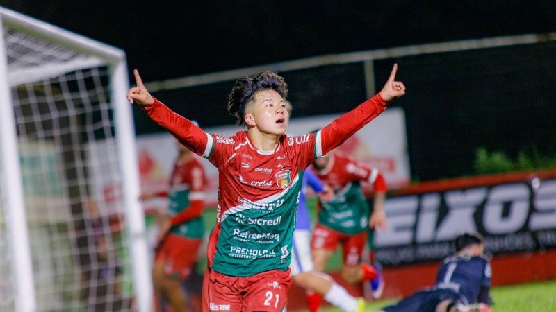 Guarani: Ryuta Takahashi marca primeiro gol oficial no futebol brasileiro