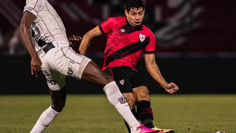 Ponte Preta: “Recuou demais”, analisa Tigrão após empate com o Atlético-GO