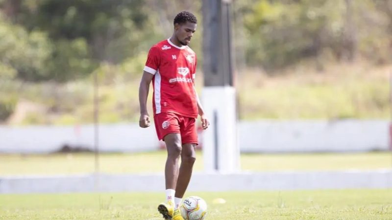 Ponte Preta: lateral cobra indenização após deixar clube sem entrar em campo